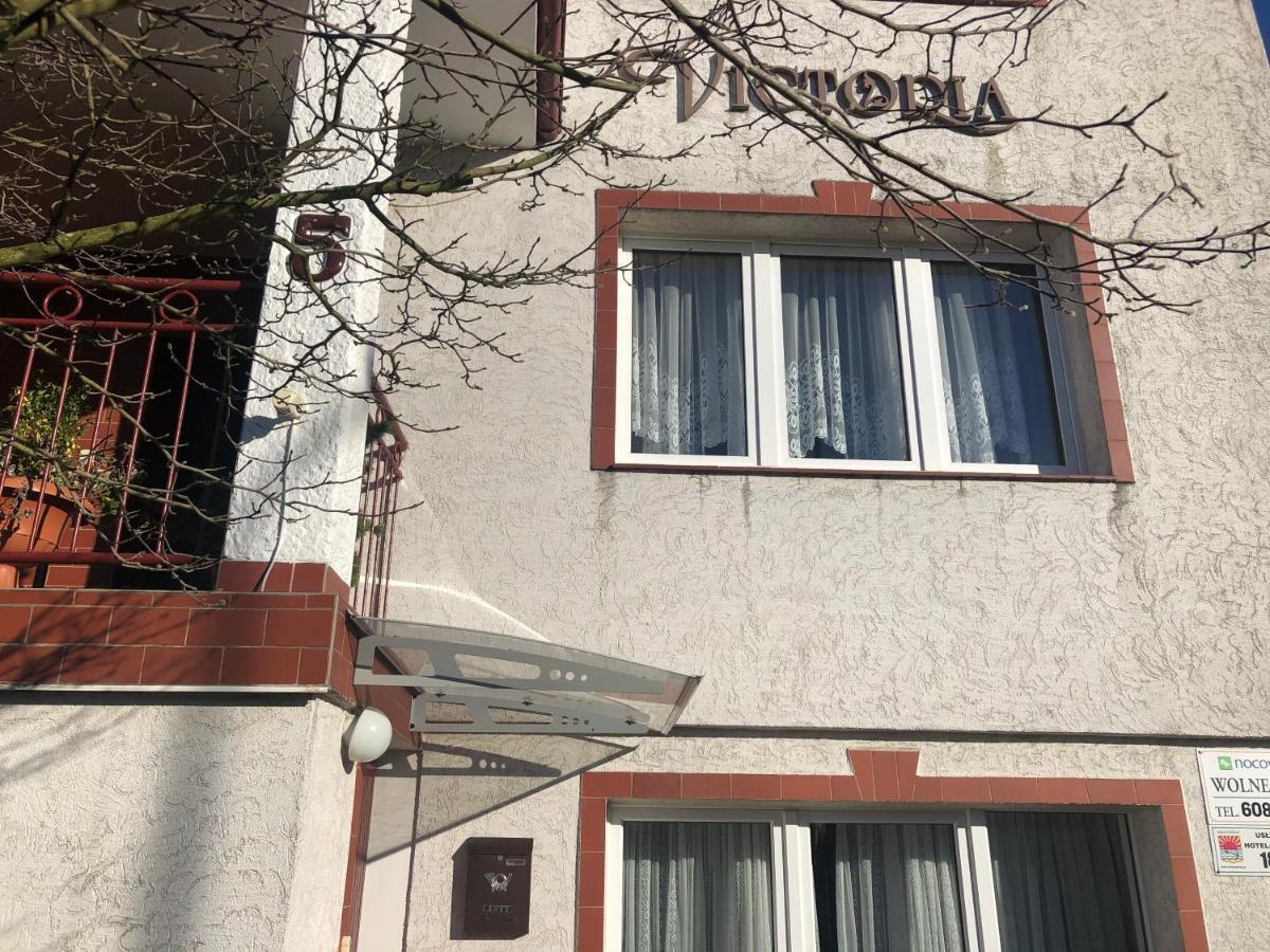 Pensjonat Victoria 호텔 미엥지즈드로예 외부 사진